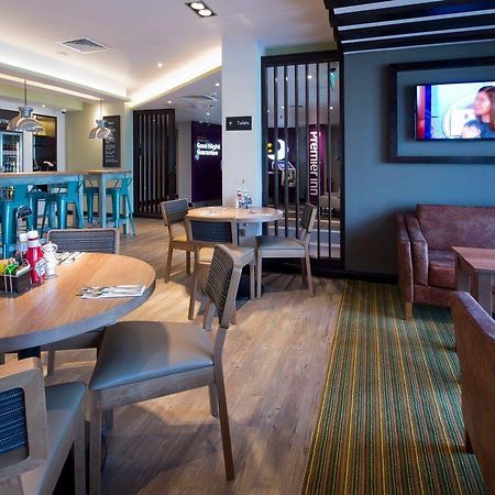 Premier Inn Wells Exterior photo