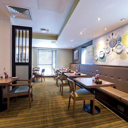 Premier Inn Wells Exterior photo